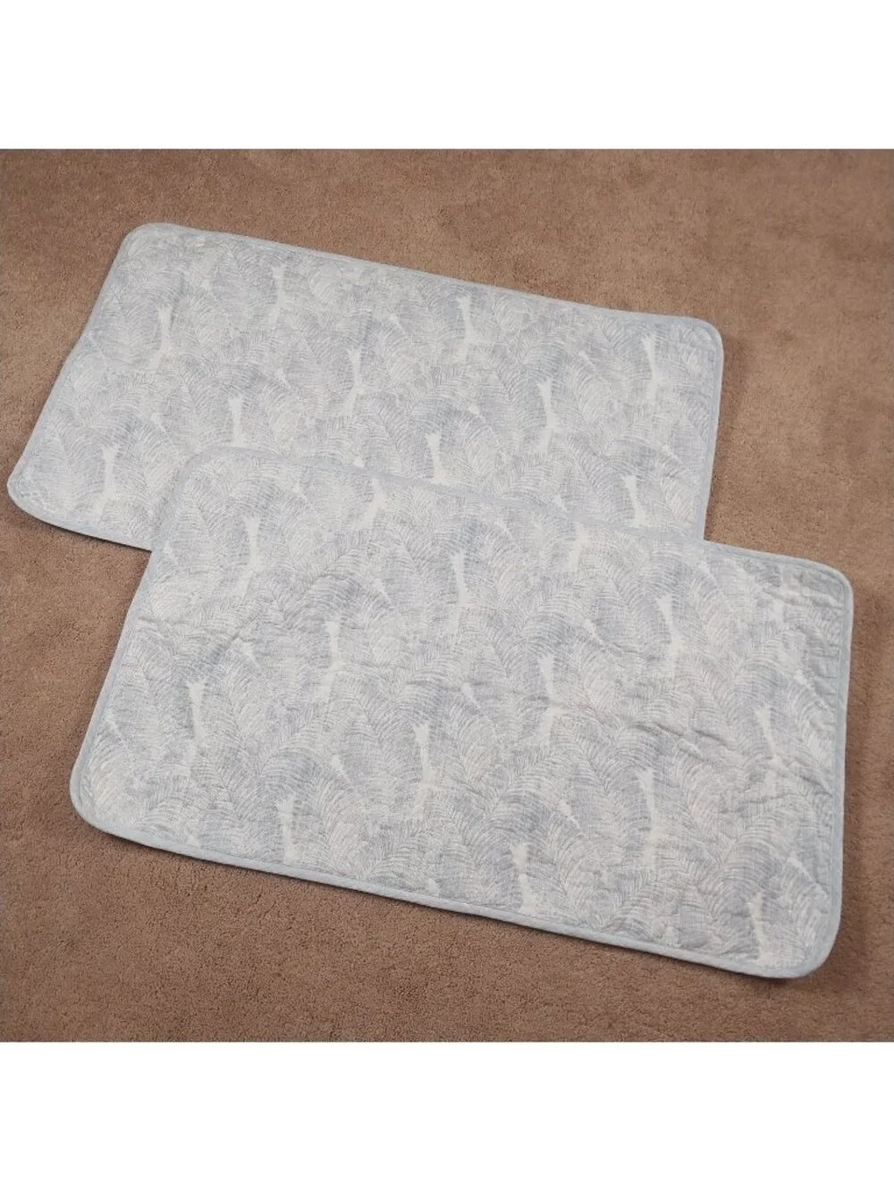 2 Tommy Bahama King Pillow Covers Shams Blue & White Palm Frond Leaves Coastal